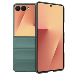 Силиконов калъф Magic Shield за Samsung Galaxy Z Flip7 Противоударен, тънък и стилен кейс от Techsuit зелен